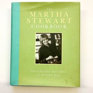 THE MARTHA STEWART Cookbook (Collected Recipes For Everday)